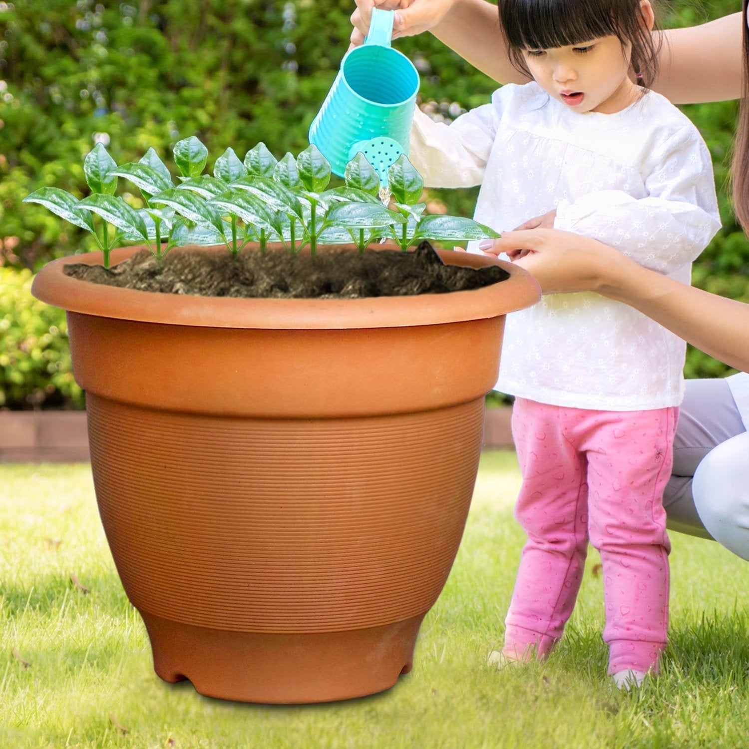 1720 Garden Heavy Plastic Planter Pot Gamla 17x14 inch Color May Vary (1Pc)