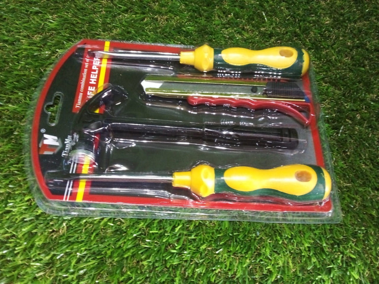 9029 4 Pc Helper Tool Set used while doing plumbing and electrician repairment in all kinds of places like household and official departments etc.