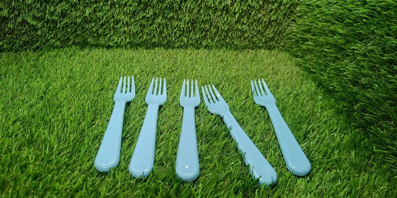 5895 Reusable Premium Heavy Weight Plastic Forks, Party Supplies, One Size, plastic 5pc Serving Fork Set for kitchen, Travel, Home (5pc)