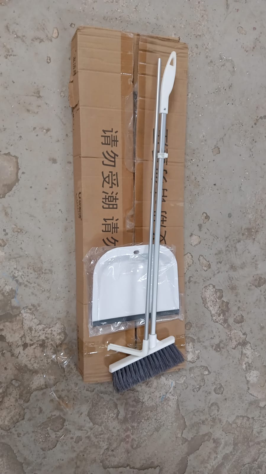 7871 Broom and Dustpan Cleaning Set Long Handled Dustpan and Brush Handle Dust Pan Broom Sweeper Long Handle Broom and Dustpan Set for Kitchen,Home,Lobby Schools,Hospital etc.